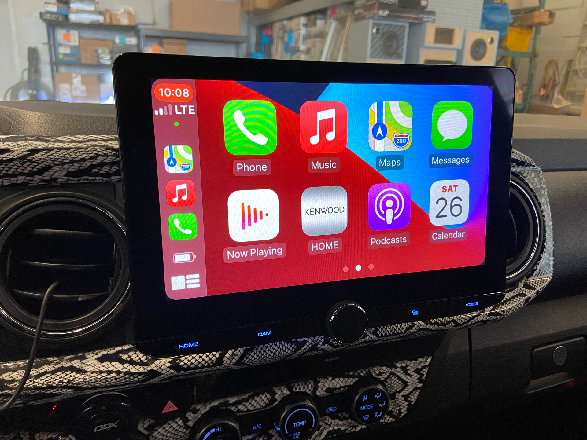 Floating Screens
