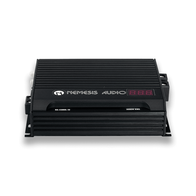 3080W RMS Class D Monoblock Amplifier. Features 1-Ohm stability, a compact 8.94″ chassis, and an included remote bass knob with a digital voltmeter.