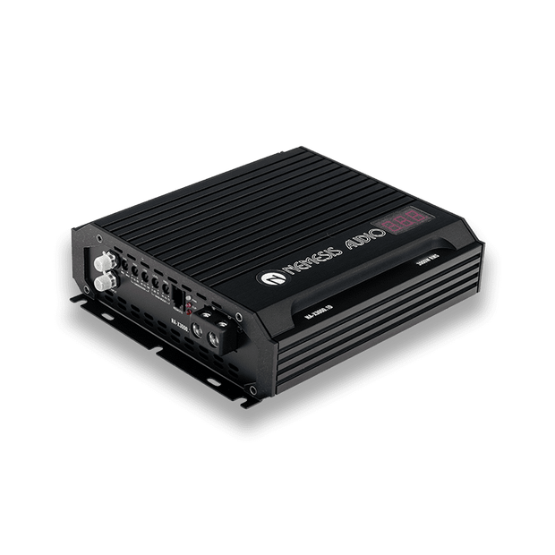 3080W RMS Class D Monoblock Amplifier. Features 1-Ohm stability, a compact 8.94″ chassis, and an included remote bass knob with a digital voltmeter.