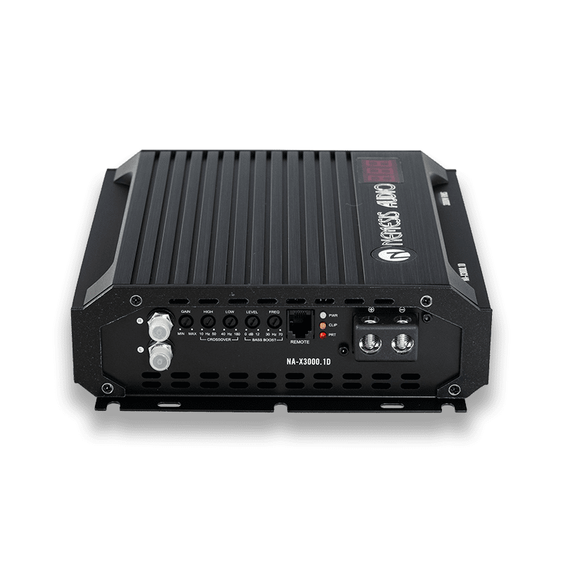 3080W RMS Class D Monoblock Amplifier. Features 1-Ohm stability, a compact 8.94″ chassis, and an included remote bass knob with a digital voltmeter.