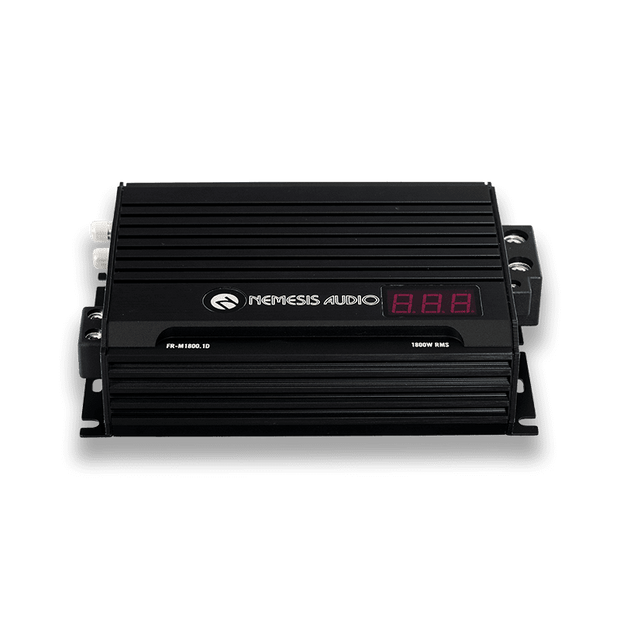 1870W RMS Monoblock Amplifier. 1-Ohm stable Class D design featuring a compact 7.91″ chassis and an included remote bass knob with a digital voltmeter.
