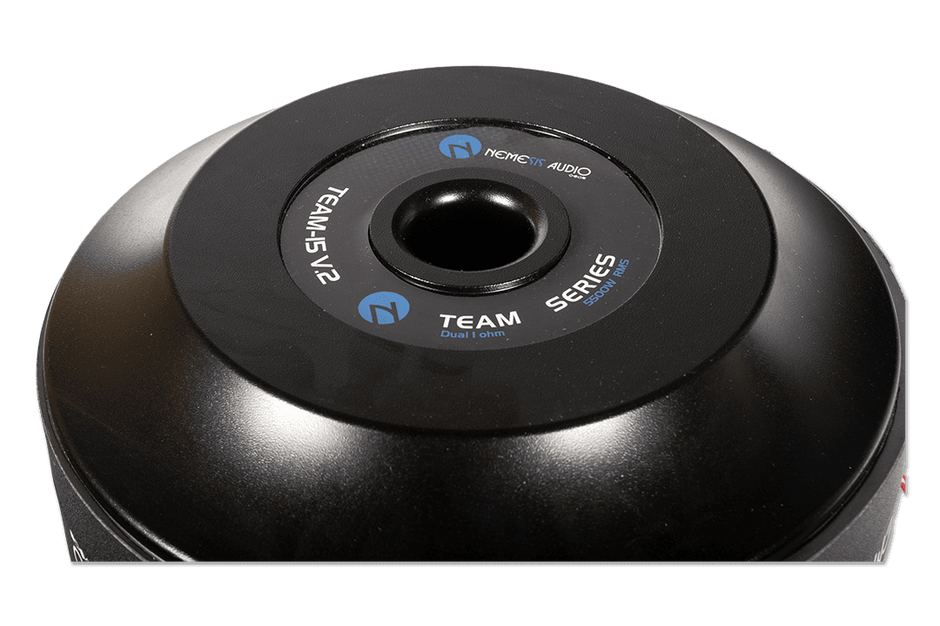 15″ High Performance Subwoofer, 5500W RMS. Heavy-duty design with 5″ voice coil and 765oz magnet.