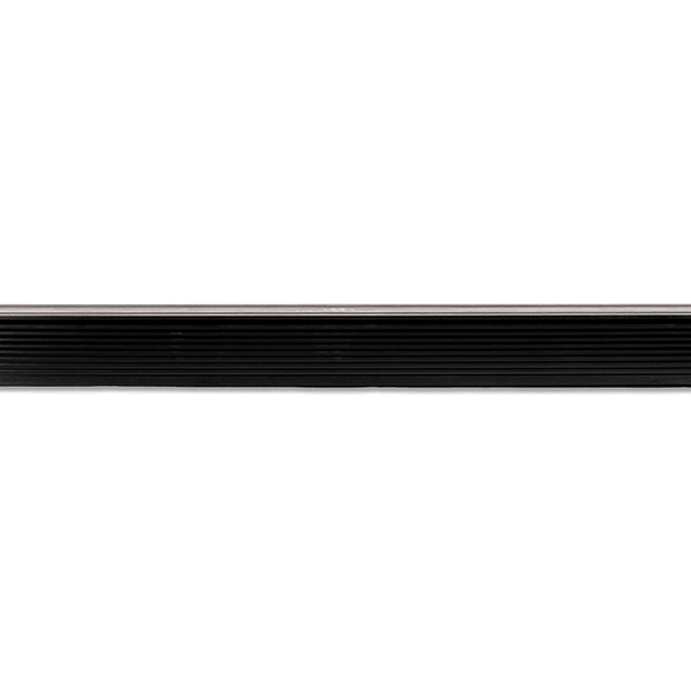 1-channel full-range Class D amplifier, 30,000W RMS @1-Ohm. Smart cooling and high output.